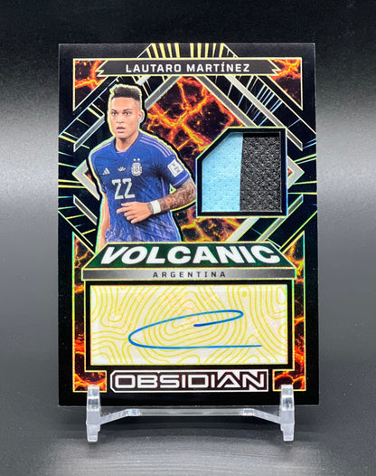 Panini Obsidian 2022-23 Lautaro Martinez Auto Patch /10 Player-worn Volcanic