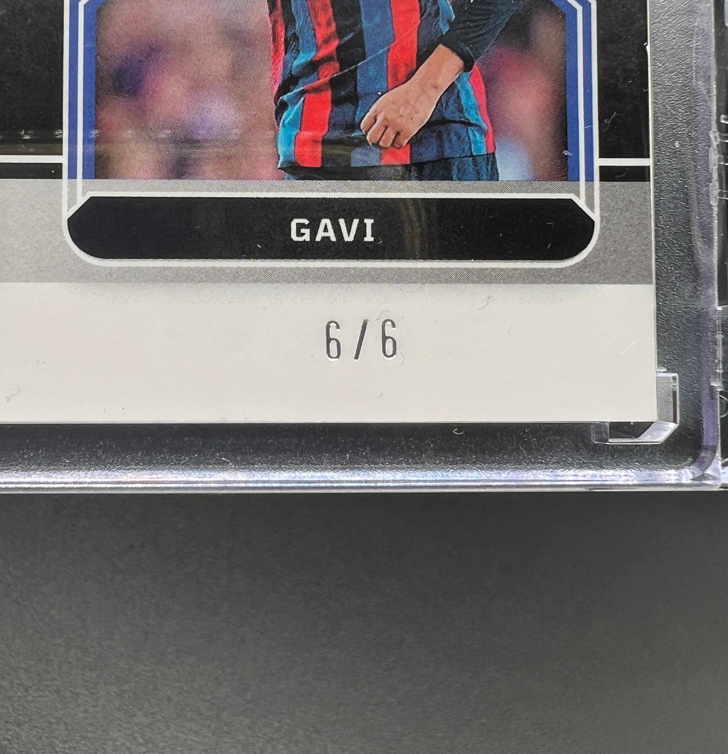 Panini Obsidian 2022-23 Gavi Auto Patch 6/6 Orange Electric Etch Jersey Numbered FC Barcelona